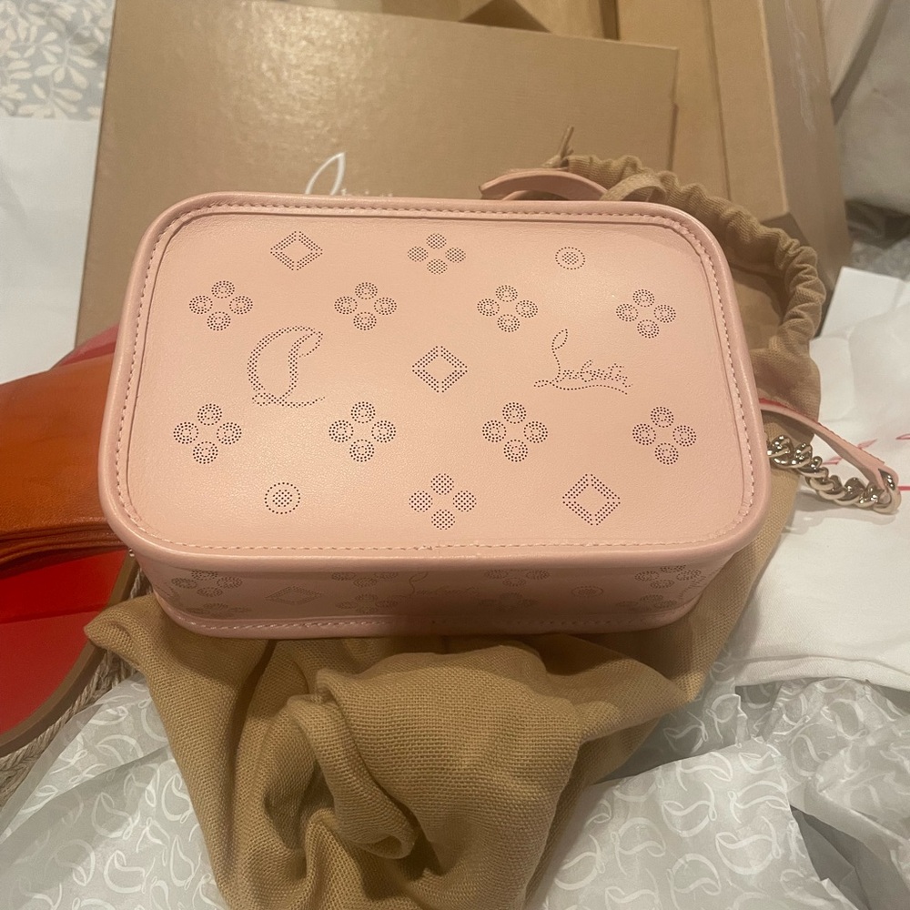 Christian Louboutin RADIOLOUBI Loubinthesky Perforated Chain Crossbody Bag $1250 - Picture 6 of 8